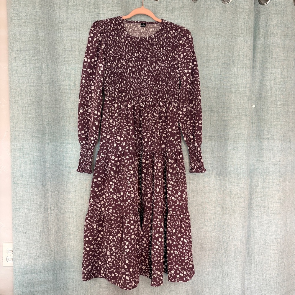 Floral Smocked Long Sleeve Midi Dress Burgundy Size Small